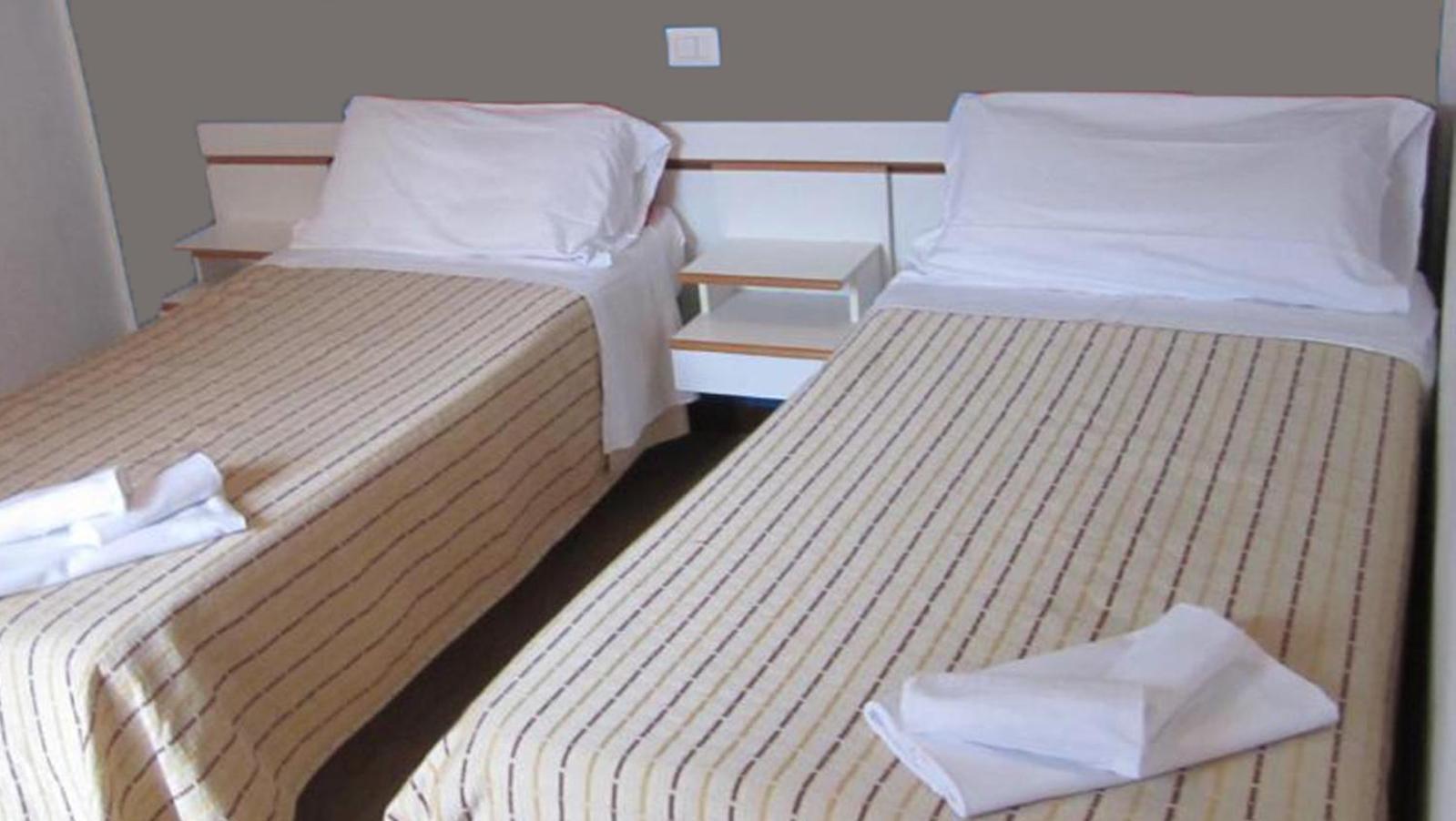 Hotel Eriale Rimini Ngoại thất bức ảnh