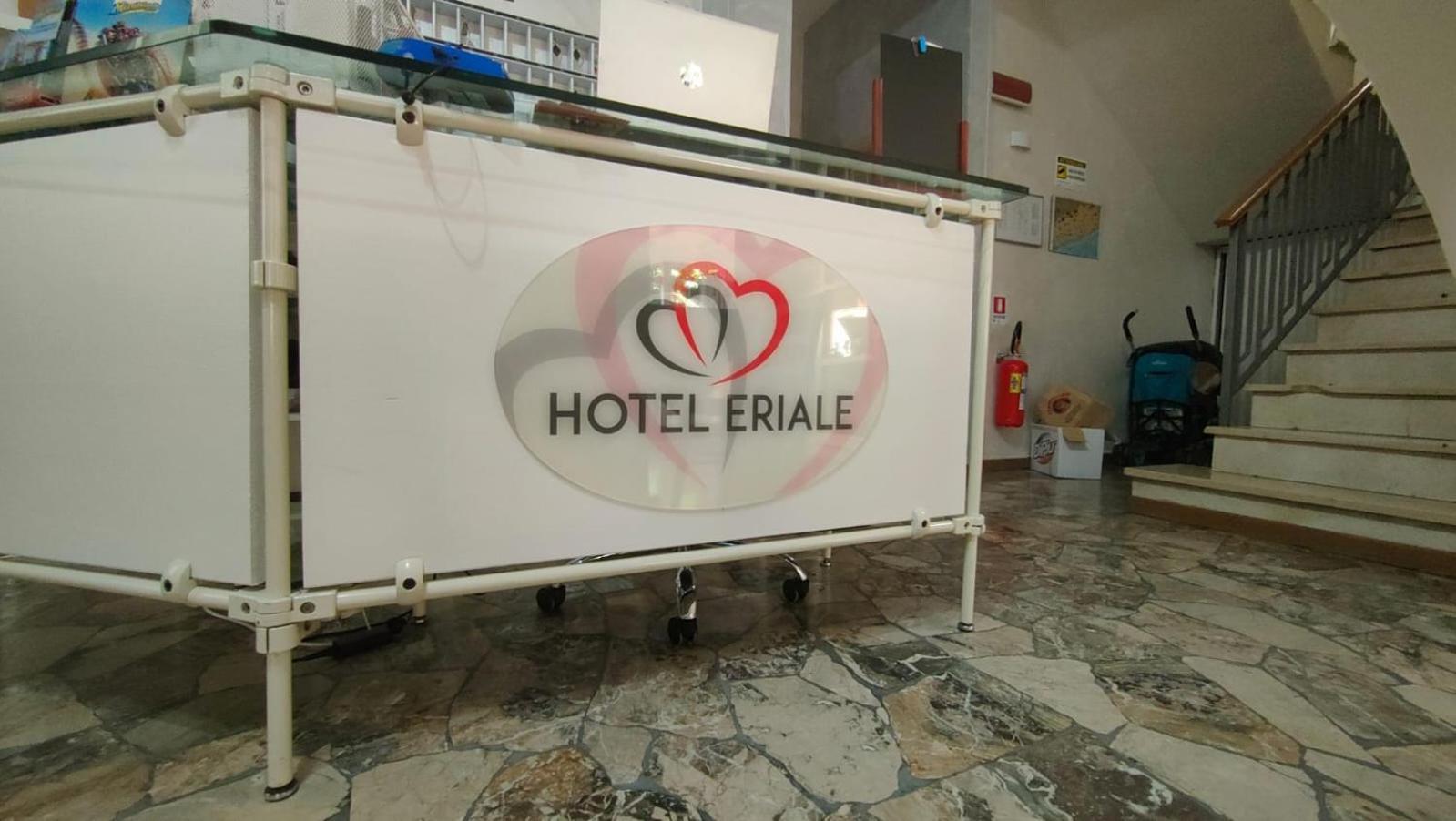 Hotel Eriale Rimini Ngoại thất bức ảnh