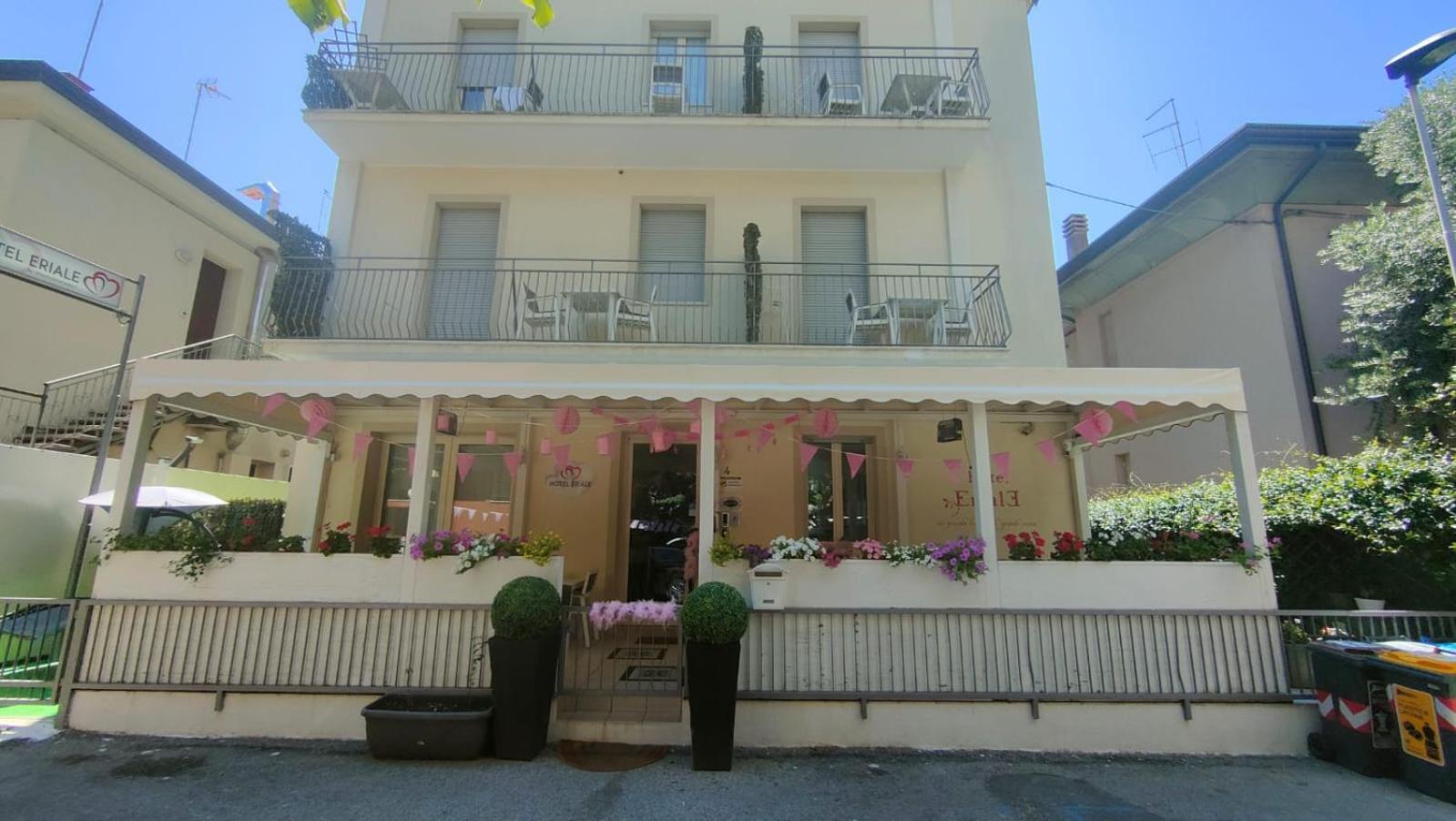 Hotel Eriale Rimini Ngoại thất bức ảnh